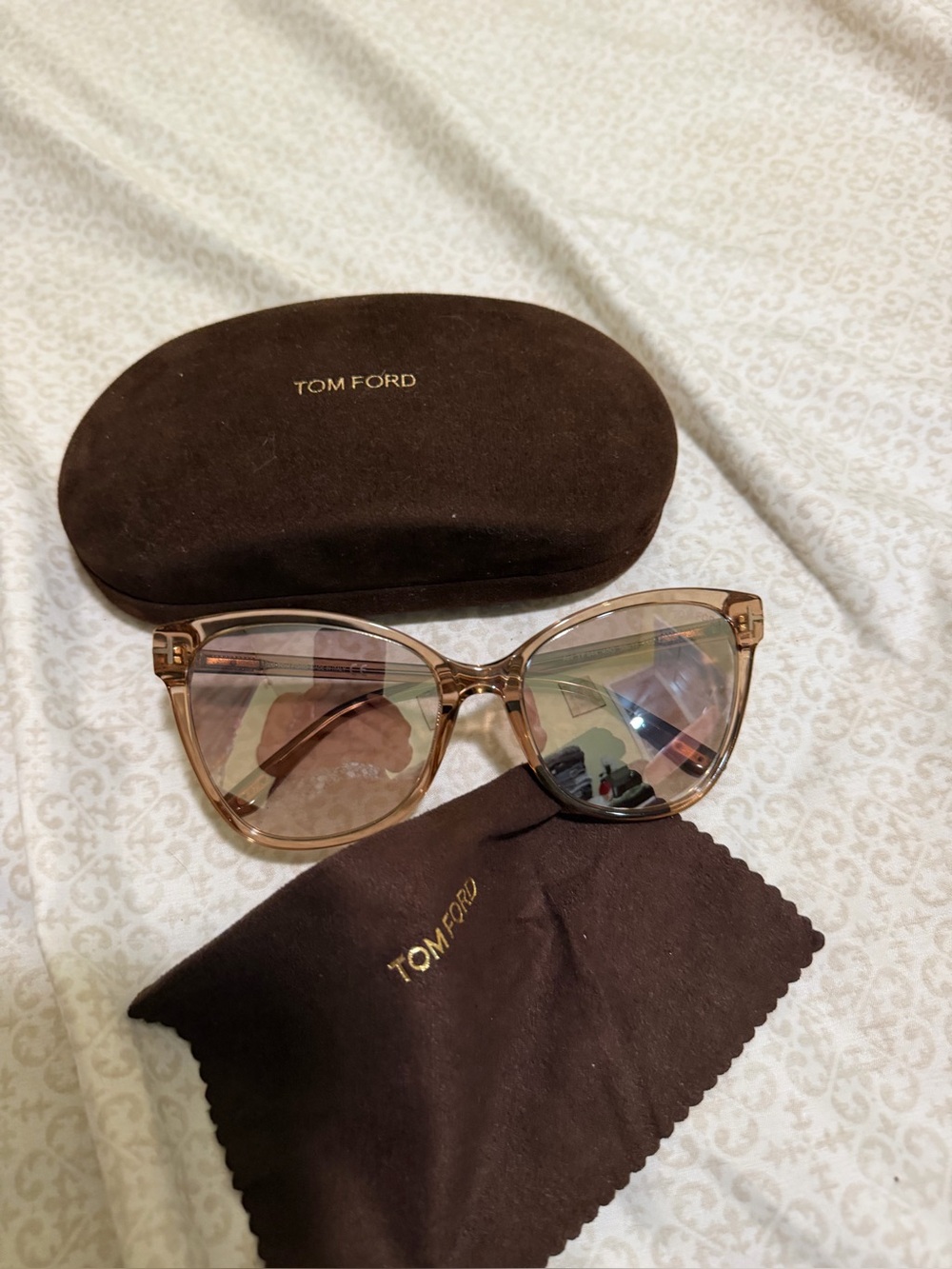 Tom Ford Transparent Pink Cat-Eye Sunglasses with Mirrored Lenses
